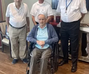 Gulf Coast Village resident, veteran Halden Wernsing, honored by Hope Hospice